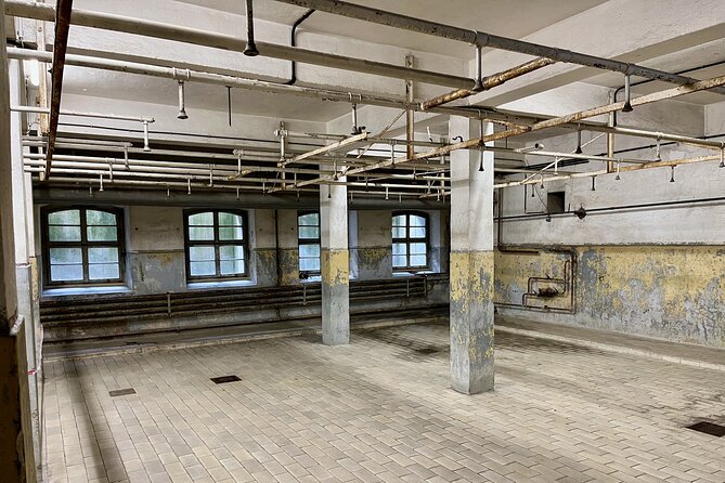 Mauthausen Concentration Camp Day Trip From Vienna - Exploring Mauthausen Memorial and Museum