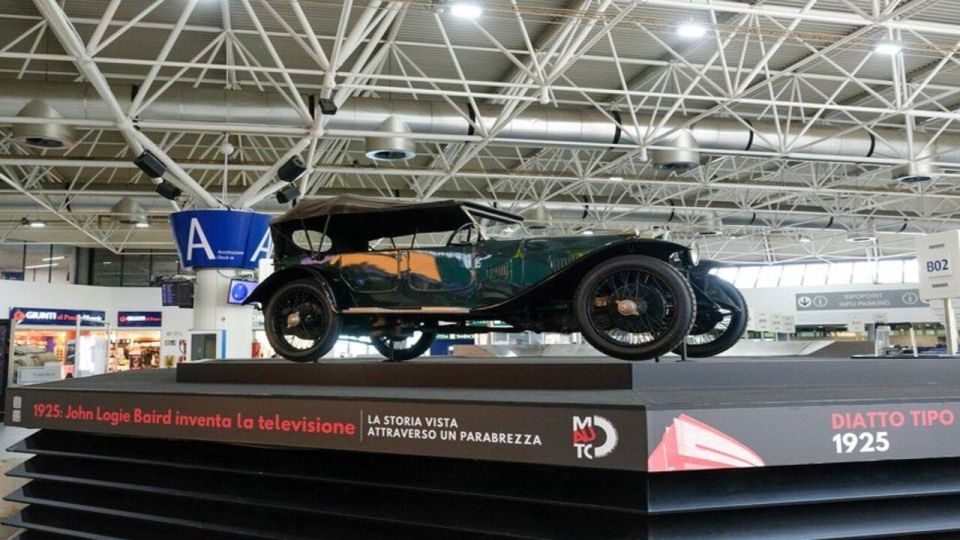 MAUTO Automobile Museum - Admiring Iconic Automobile Designs