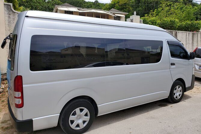 MBJ Airport Transfer to and from Princess Grand Jamaica - Details about the Vehicle and Service