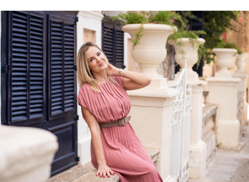 Mdina Professional Photoshoot 45 min over 70 digital Photos - FAQs