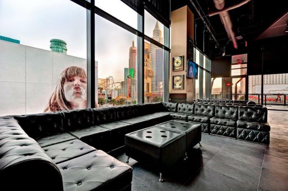Meal at Hard Rock Las Vegas on the Las Vegas Strip - Location and Accessibility