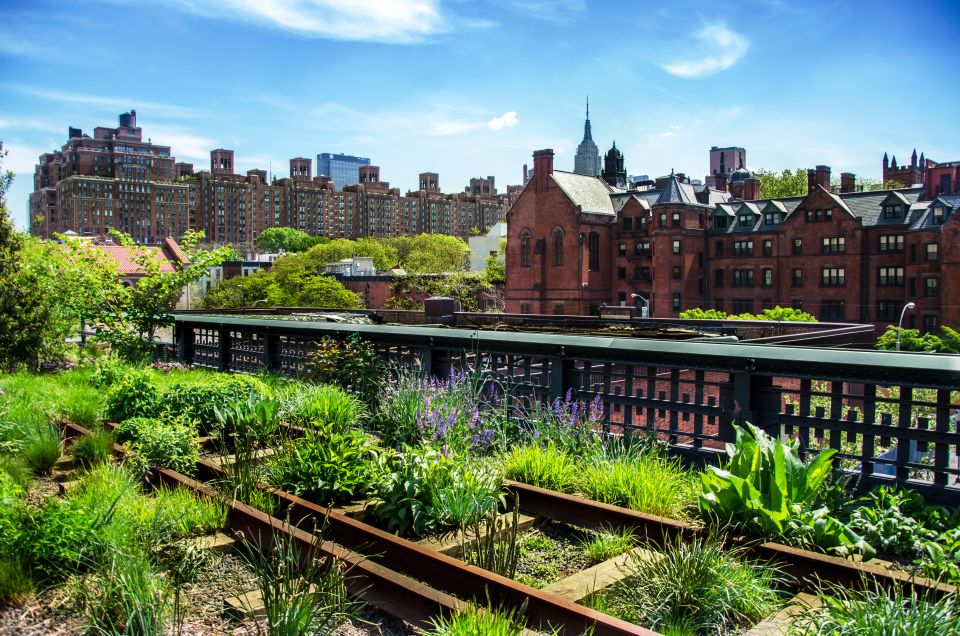 Meatpacking District: Chelsea Market and The Highline Tour - The Highline Park