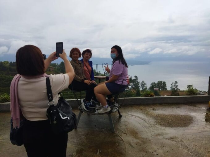 Medan: 4 Days 3 Nights Lake Toba Tour Package Include Hotels - Frequently Asked Questions