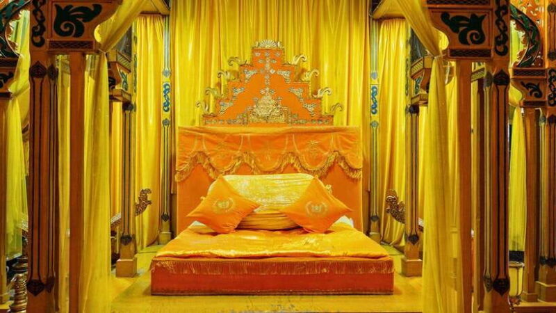 Medan: Highlights City Sightseeing Guided Group Tour - What You Can Expect from the Tour