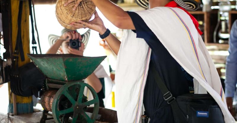 Medellin: Coffee Tour, Horseback Arrival, and Sugar Cane - Itinerary Highlights