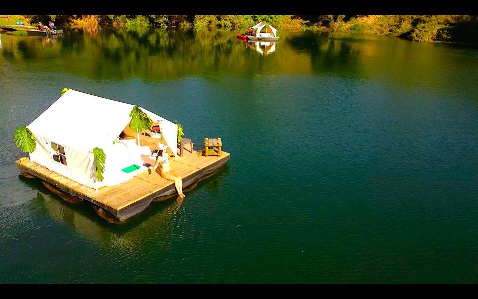 Medellin: Guided Tour to Guatape & 1-Night Lakeside Glamping - Highlights of Guatape