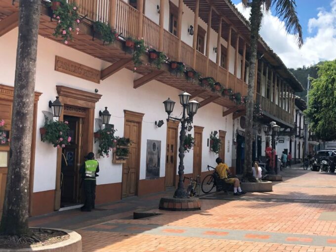 Medellín: Half-Day Private Colonial Towns Tour - Experience Highlights