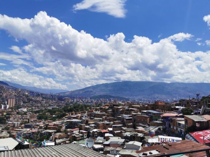 Medellin: Tour Comuna 13 Beyond the History and Graffiti - Additional Tour Options