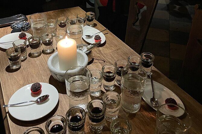 Medieval Experience: Guided Sightseeing and Food Tasting - The Experience in Detail