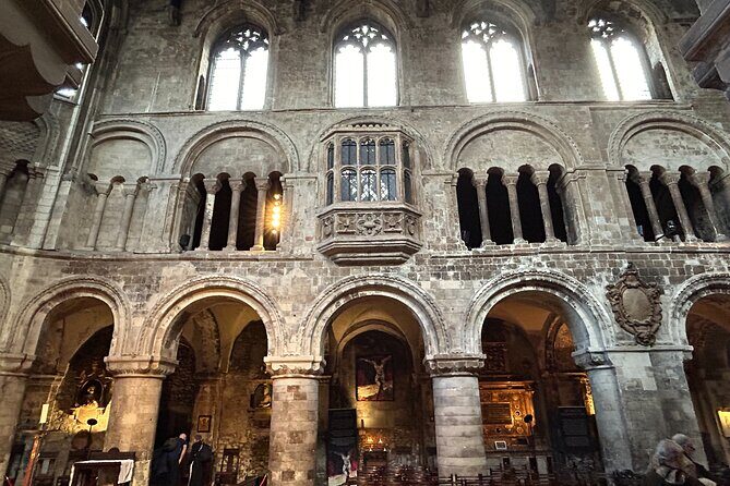 Medieval London Walking Tour Oxford PhD Historian Guide - The Walls and Newgate Street