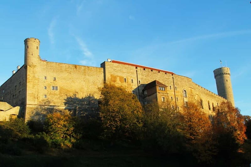 Medieval Tallinn 2-Hour Old Town Walking Tour - What to Expect From the Tour