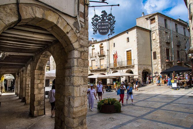 Medieval Three Villages Small Group Day Trip from Barcelona - FAQ