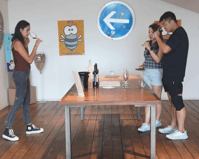Médoc Wine Tour From Bordeaux: 2 Wineries & 6 Wines - Customer Feedback and Ratings
