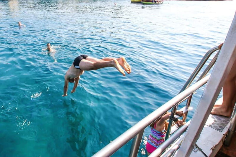 Medulin: Full-Day Boat Tour of the Archipelago w/ Lunch - FAQs