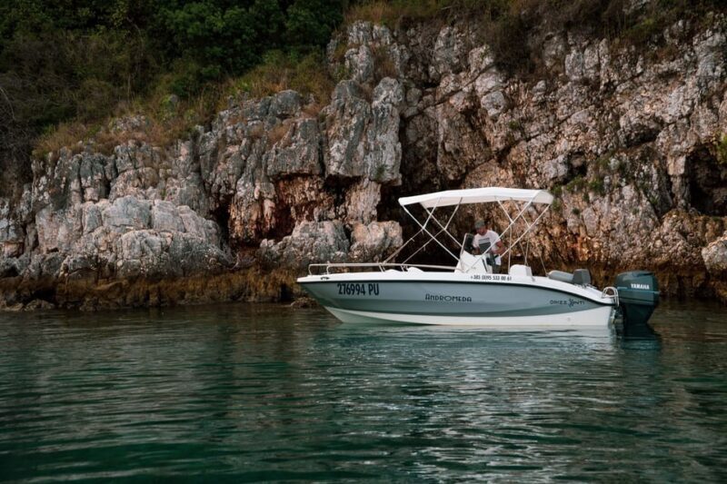 Medulin: Morning on Speedboat with Cave & Island Snorkeling - Who Should Consider This Tour