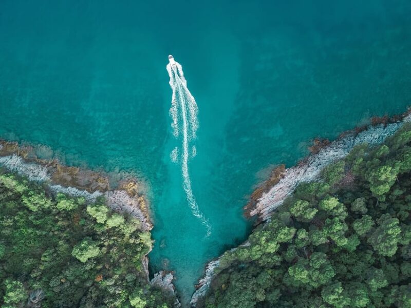Medulin: Speedboat Adventure With Cave & Island Snorkeling - Porer Lighthouse Photo Stop