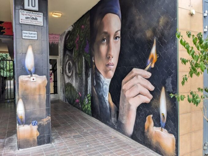 Mega Street Art, Mural, Graffiti Private Tour - Review Highlights