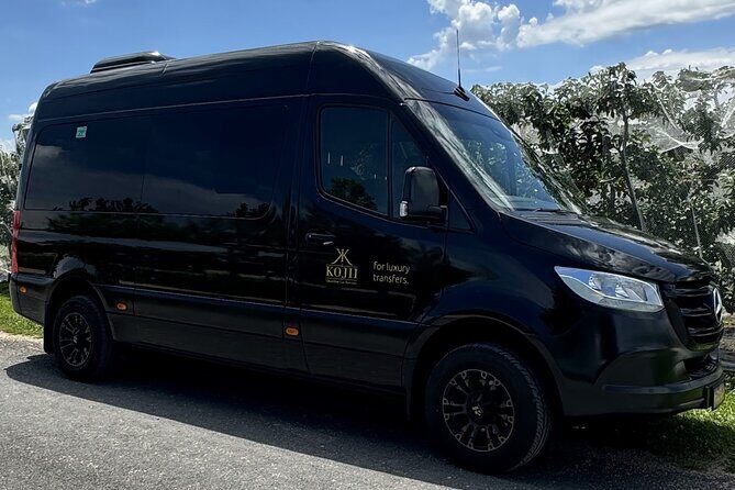 Melbourne Airport to City/CBD Private transfers 4 or more - Transportation Details and Comfort