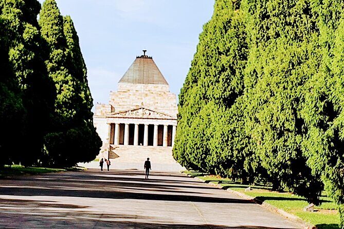 Melbourne and Moonlit Sanctuary Shore Excursion - The Value Proposition