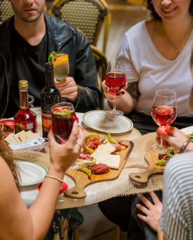 Melbourne: Bottomless Sangria & Tapas on Degraves Street - Who This Experience Is Best For