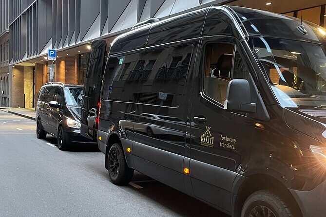 Melbourne CBD to MEL Airport Private Transfer 4 or more - Vehicles and Comfort