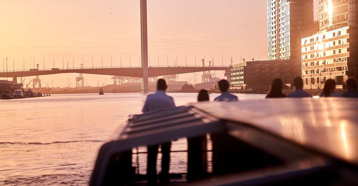 Melbourne: City Lights Cruise - Inclusions