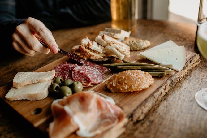 Melbourne Culinary Laneway Experiences - Key Points  