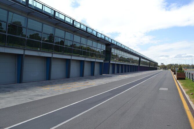 Melbourne Drive by Day - Private Tour - FAQs