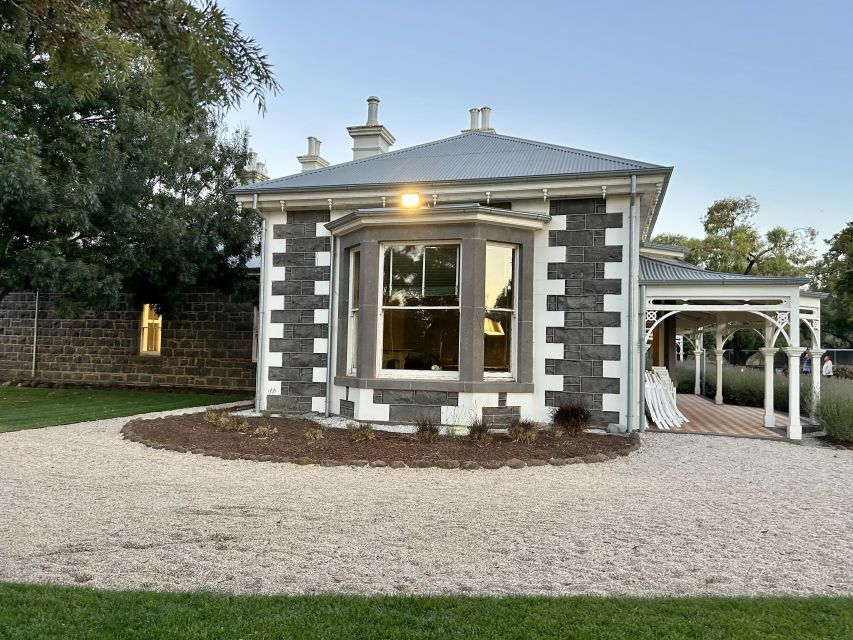 Melbourne: Eynesbury Homestead Dinner & Ghost Tour - Tour Highlights