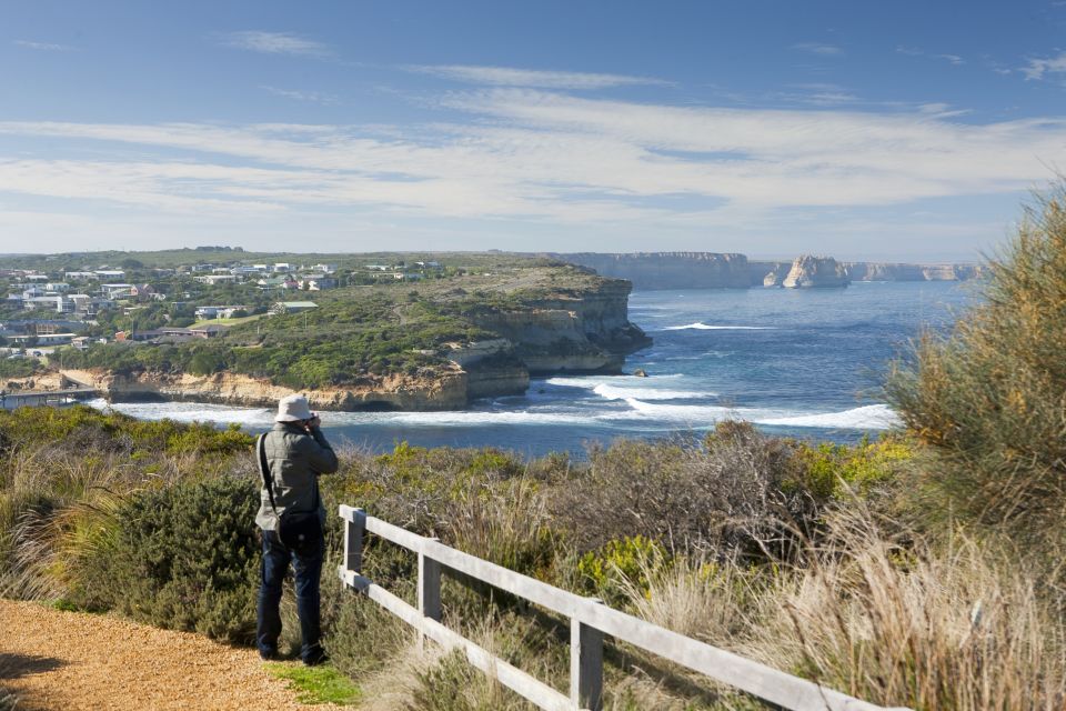 Melbourne: Great Ocean Road & Rainforest Trip - Meeting Point and Information