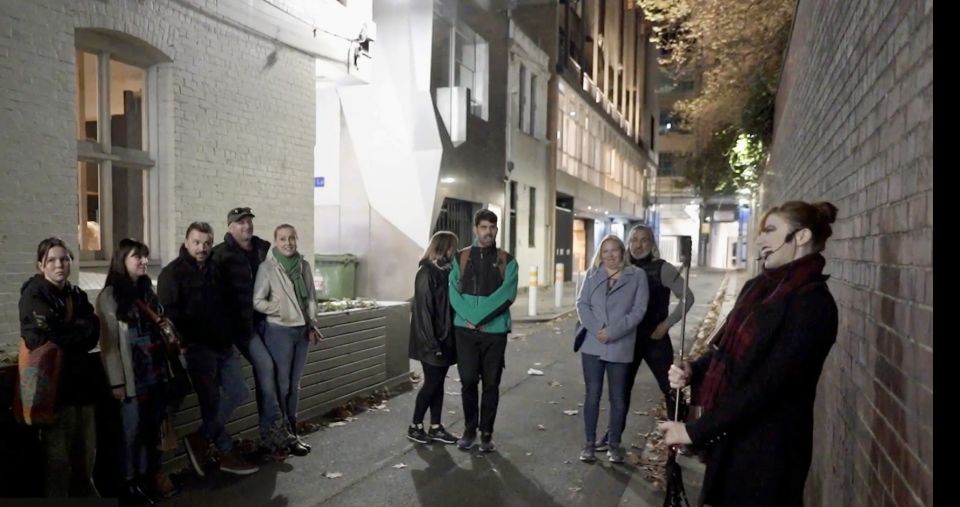 Melbourne: Hidden Alleyways, Ghosts and Best Instagram Spots - Iconic Landmarks and Hidden Laneways