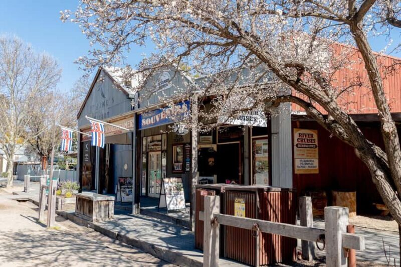 Melbourne: Murray River Paddle Steamer, Wildlife & Silo Art - FAQ