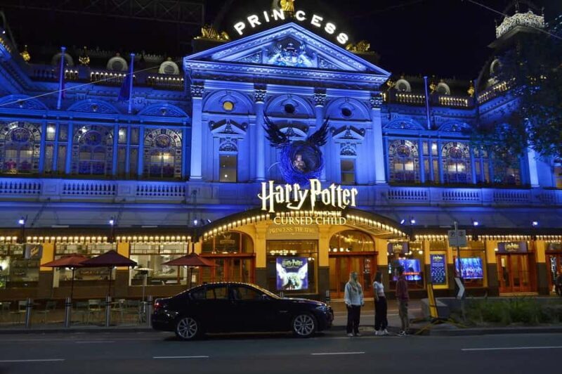 Melbourne: Nighttime Private City Tour with Transfer & Stops - Key Points