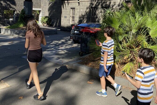 Melbourne Self-Guided Tour for Kids and Families in English - City Landmarks and Public Spaces