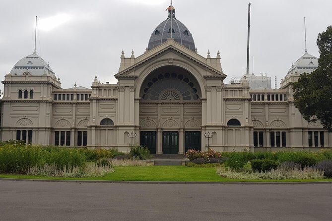 Melbourne Sights & Sounds Private Tour - Key Points