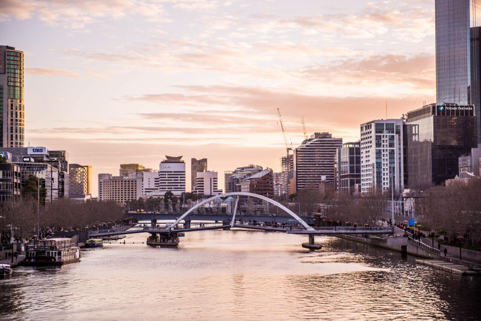 Melbourne: Spirit Of Melbourne Yarra River Lunch Cruise - Inclusions