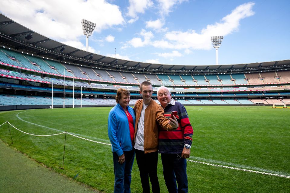 Melbourne Sports Lovers Morning Tour - Tour Experience