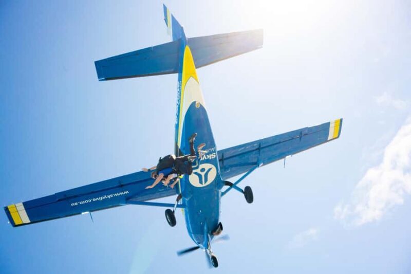 Melbourne: Tandem Skydive Experience over St. Kilda Beach - An In-Depth Look at the Skydive Experience