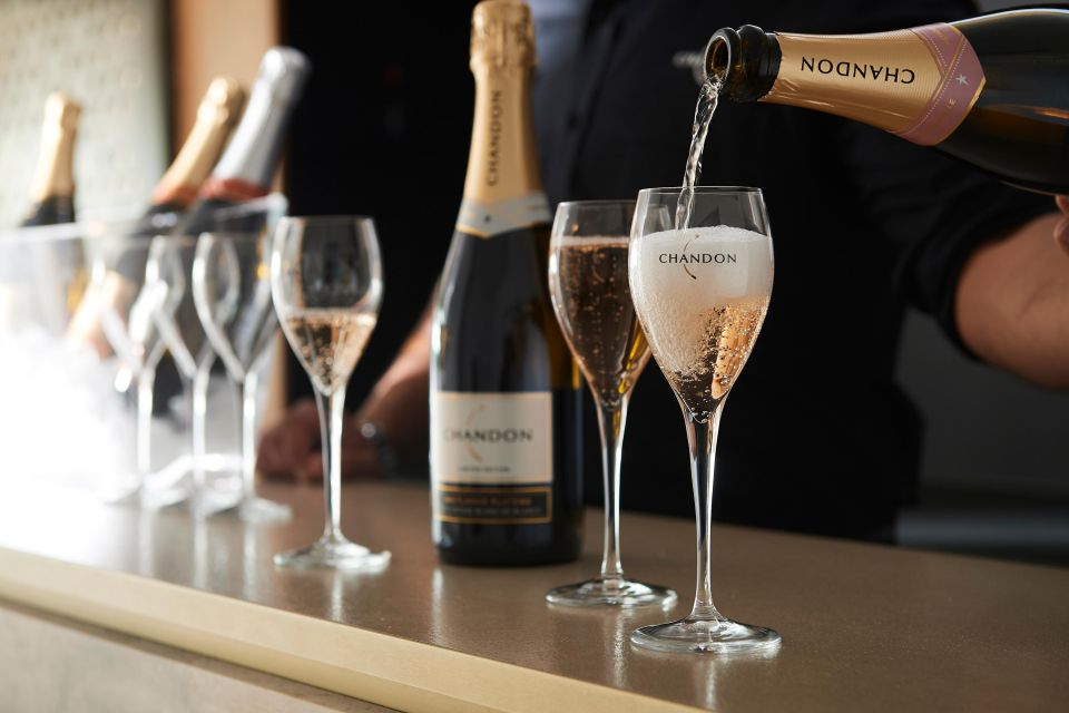 Melbourne: Yarra Valley, Chandon, Cheese and Kangaroos Tour - Guest Reviews