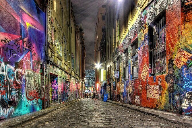 Melbourne's Secret Scavenger Hunt - Frozen Idols, Shifting Walls - Highlights & Noteworthy Stops