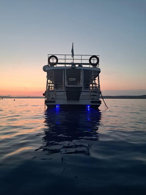 Mellieha: 2 Bay Evening Sunset Cruise Crystal & Blue Lagoon - Tips for a Memorable Experience