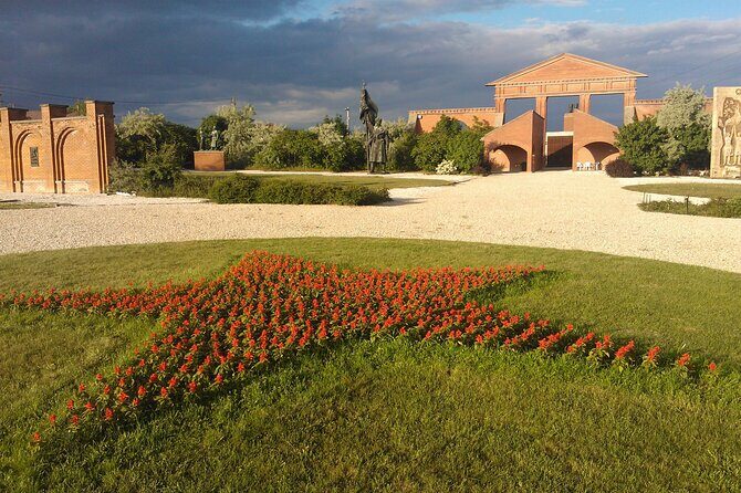 Memento Park Visit with Private Trabant Transfer - A Genuine Look at the Memento Park Visit with Private Trabant Transfer
