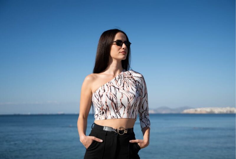 Memories in Athens: Acropolis and Plaka Photoshoot - Who Will Enjoy This?