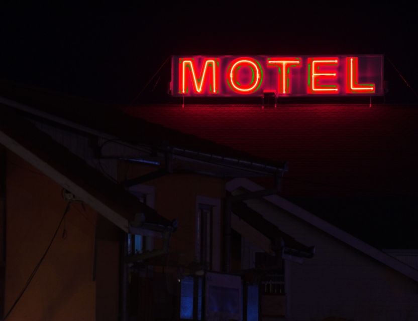 Memphis: Bluff City Ghosts Haunted Walking Tour - Key Highlights