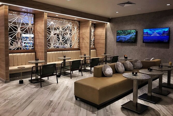 Mera VIP Lounge at Cancun International Airport - Food and Beverage Options