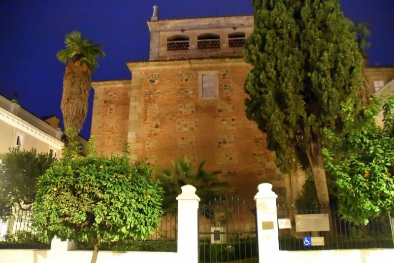 Merida: Legends and Mysteries Night Tour - Night Route Through Merida