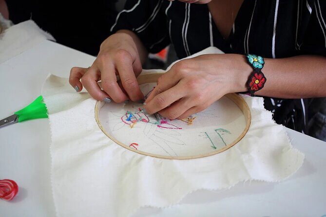Merida: Mexican Embroidery Workshop - In-Depth Look at the Mexican Embroidery Workshop