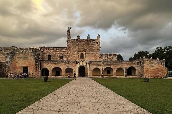 Merida : Tour to Valladolid with Cenote Oxman and Suytun with food - Practical Details
