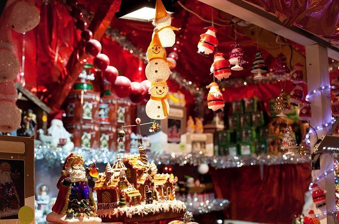 Merry Private Walking Tour: Christmas Stories of Calgary - The Sum Up