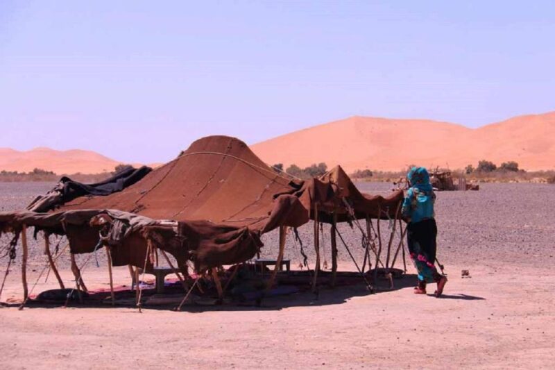 Merzouga 4x4 Desert Tours & Excursions - Interacting With Locals